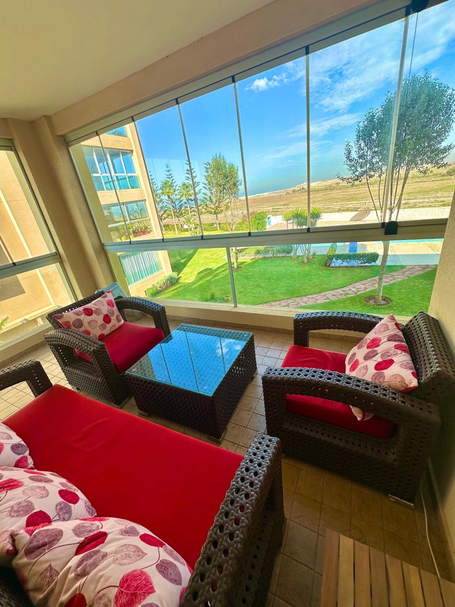 Cozy & Luxurious Apartment With Seaview Бузника Екстериор снимка