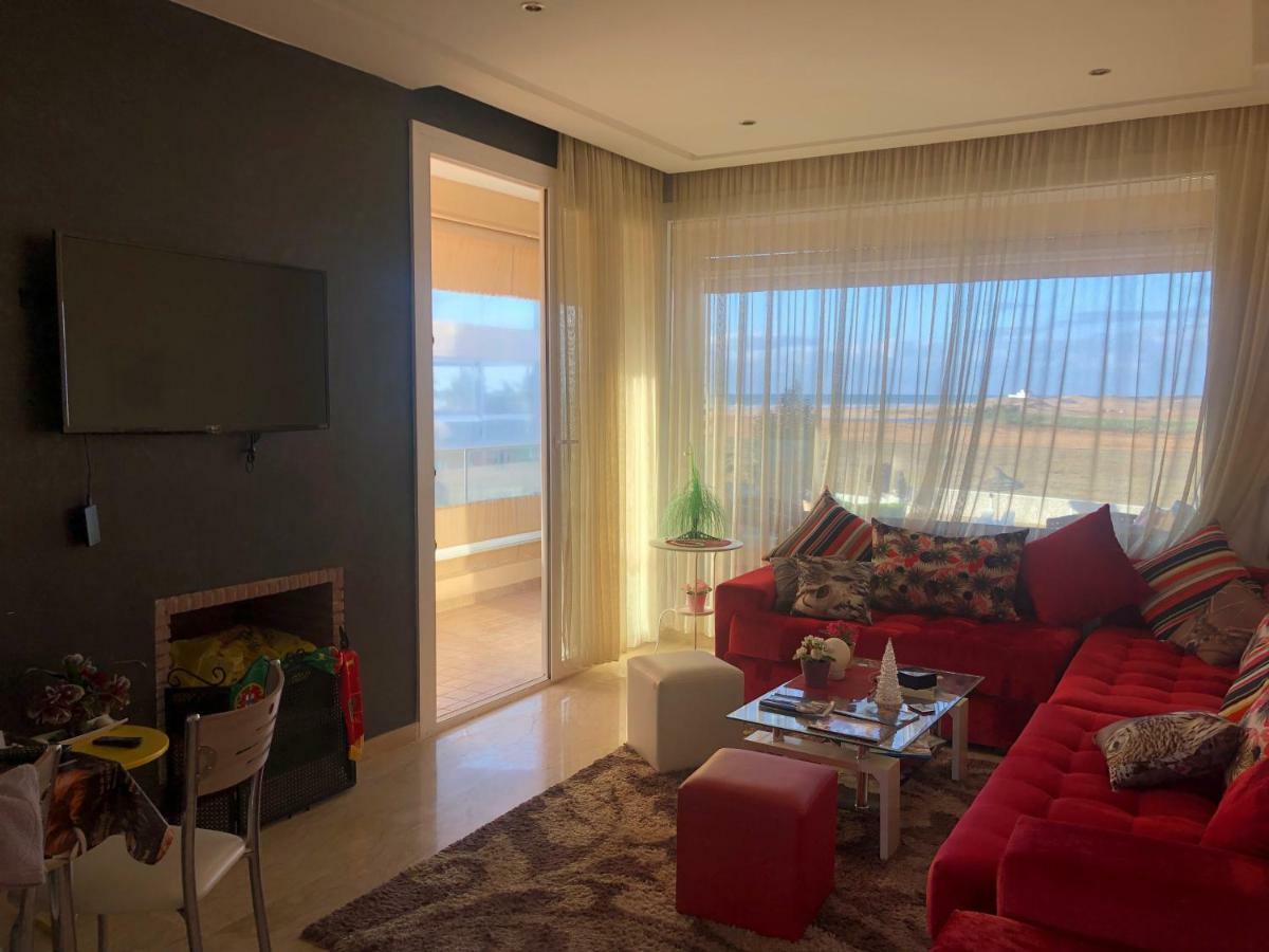 Cozy & Luxurious Apartment With Seaview Бузника Екстериор снимка
